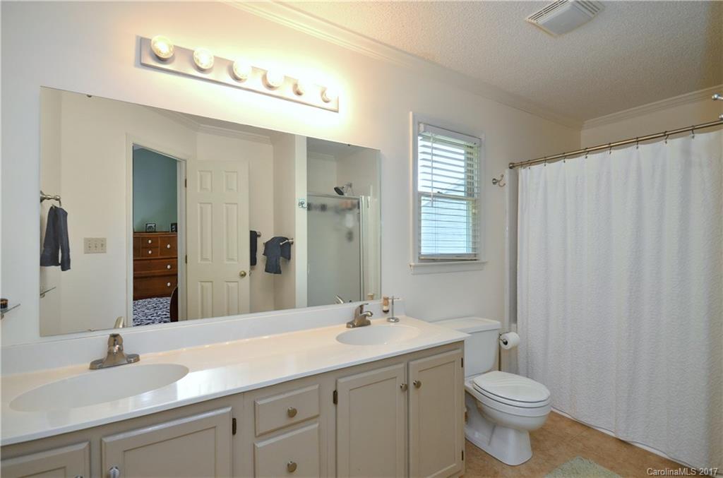 16 N Leslie Lane Asheville NC 28805