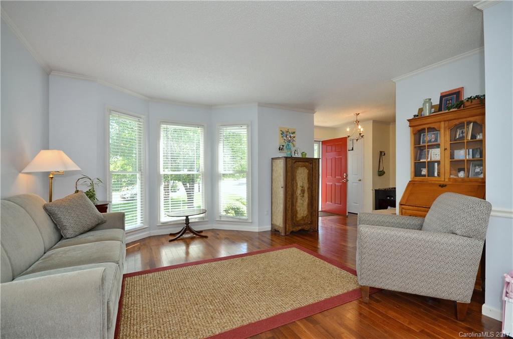 16 N Leslie Lane Asheville NC 28805