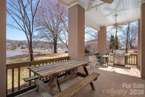 2504 Cottage Lane Liberty Hill SC 29074