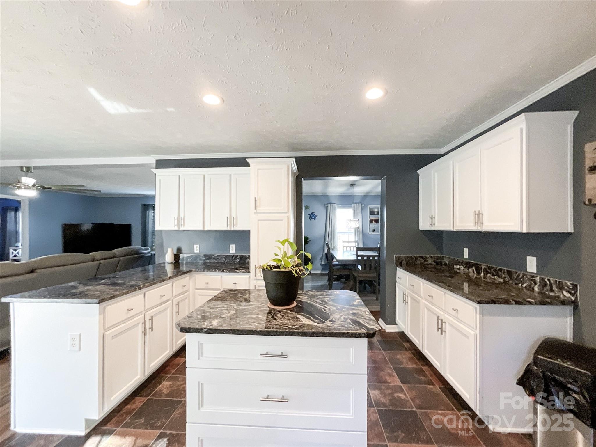 2800 Garden Glen Court Monroe NC 28112