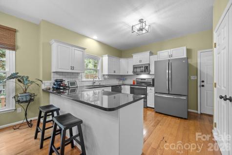200 Windsor Forest Circle Fletcher NC 28732