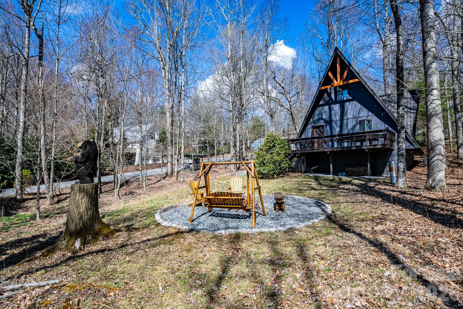 20 Lady Slipper Loop Newland NC 28657