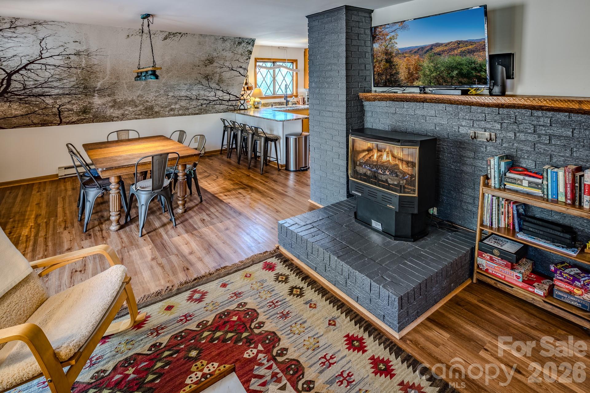 20 Lady Slipper Loop Newland NC 28657