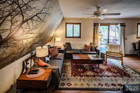 20 Lady Slipper Loop Newland NC 28657