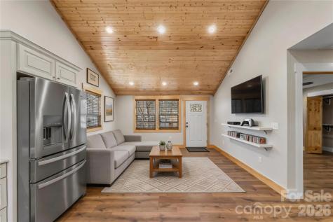 522 Brandon Road Black Mountain NC 28711