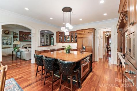 8534 Highgrove Street Charlotte NC 28277