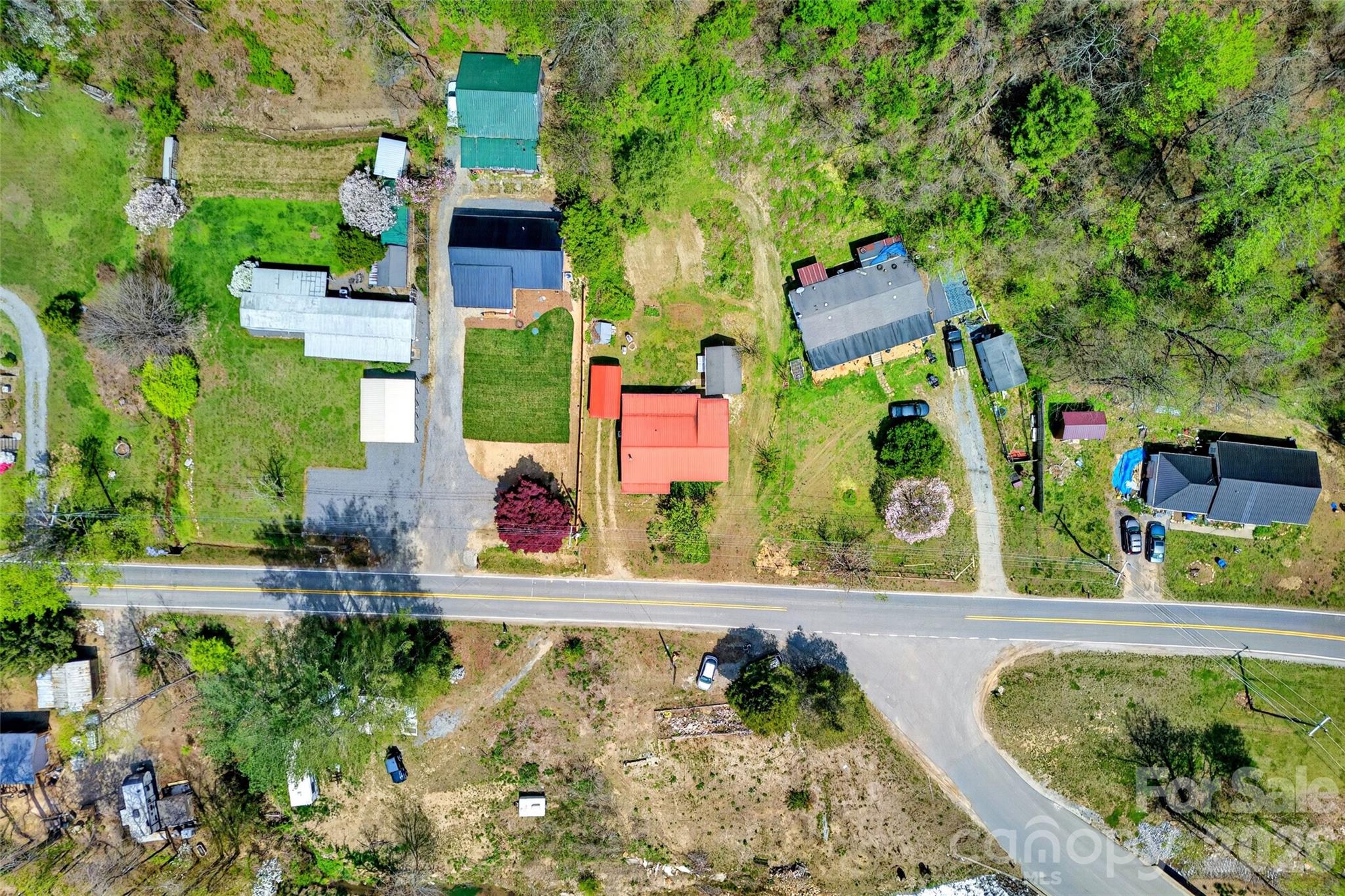 522 Old Us 70 Highway W Old Fort NC 28762