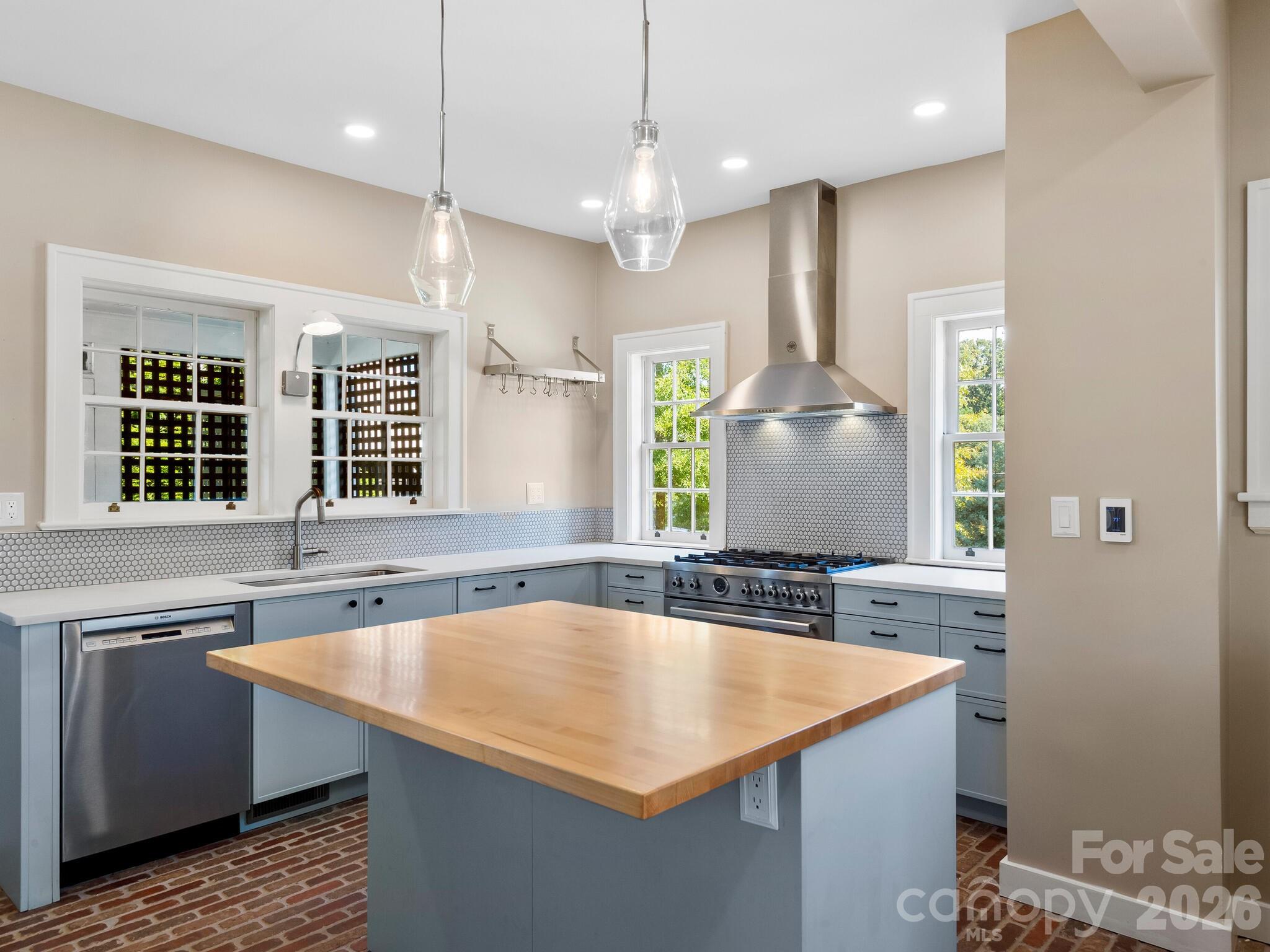 41 Malvern Walk Asheville NC 28806