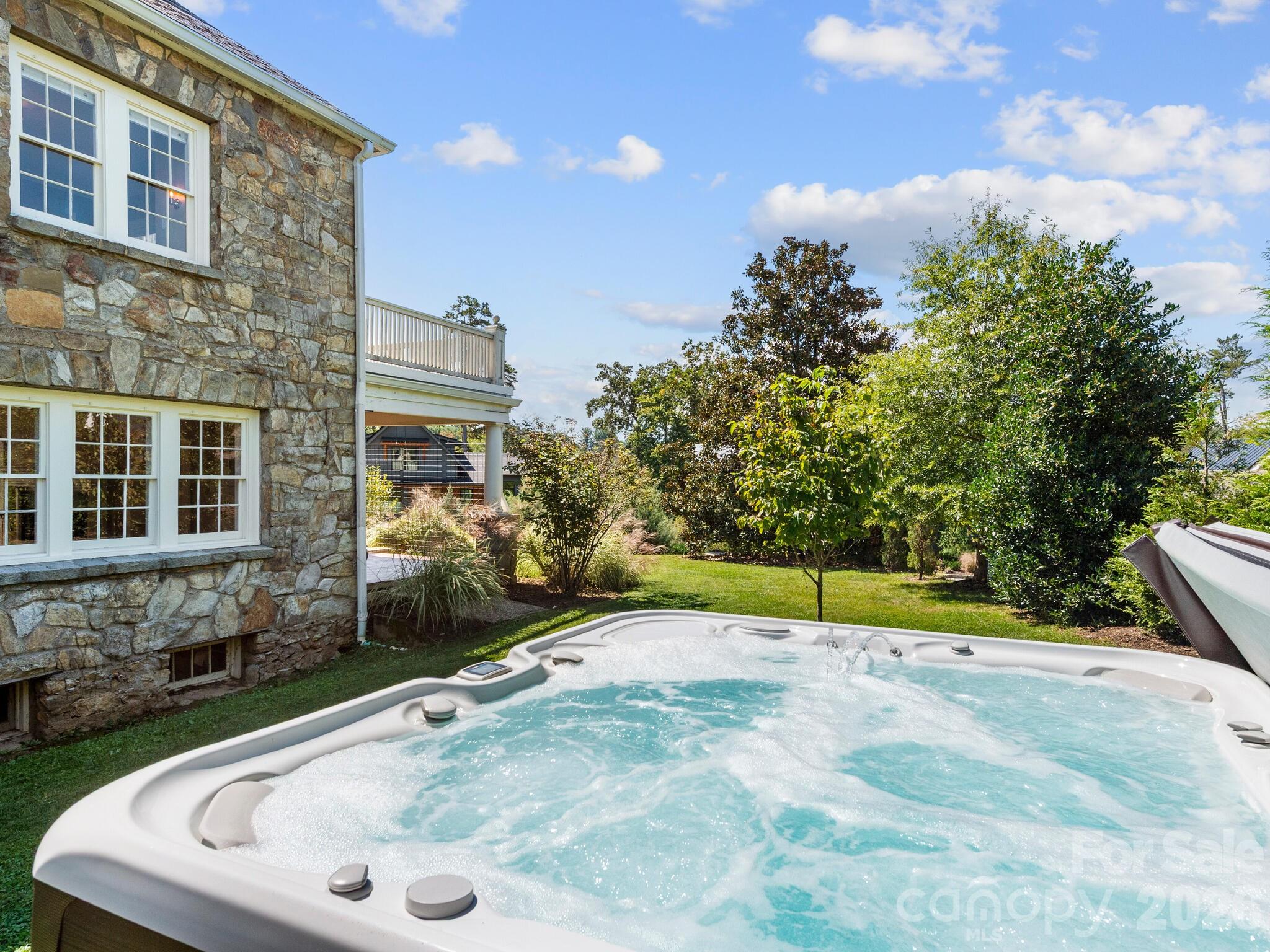 41 Malvern Walk Asheville NC 28806