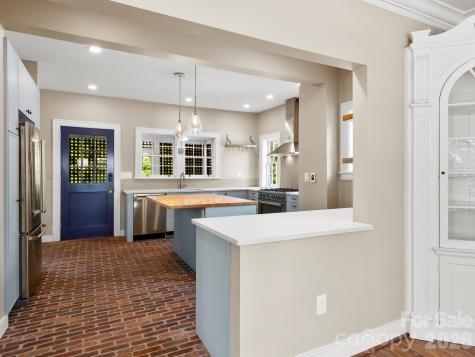 41 Malvern Walk Asheville NC 28806