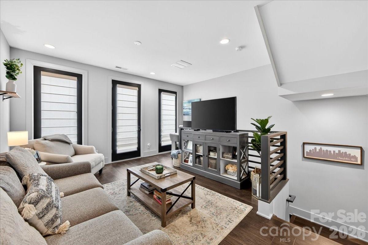 241 Domain Way Charlotte NC 28203