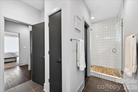 241 Domain Way Charlotte NC 28203