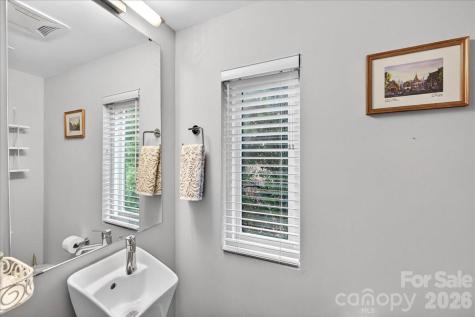 241 Domain Way Charlotte NC 28203