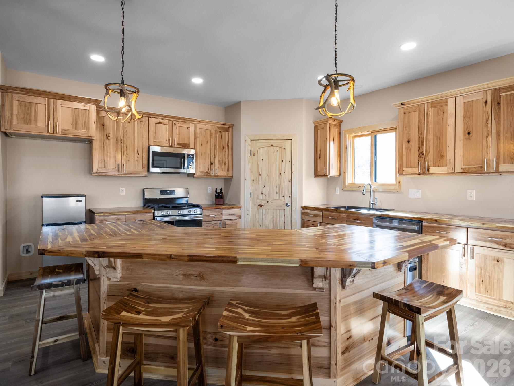 225 Aurora Lane Tryon NC 28782