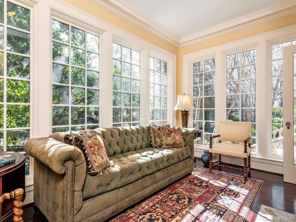 2610 Selwyn Avenue Charlotte NC 28209