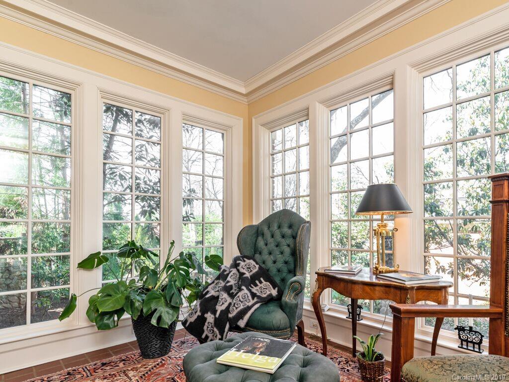 2610 Selwyn Avenue Charlotte NC 28209
