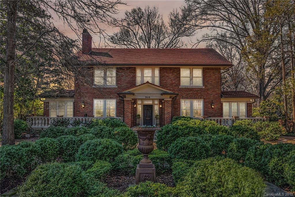 2610 Selwyn Avenue Charlotte NC 28209