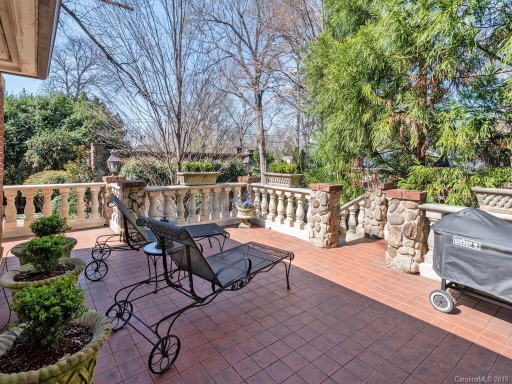 2610 Selwyn Avenue Charlotte NC 28209