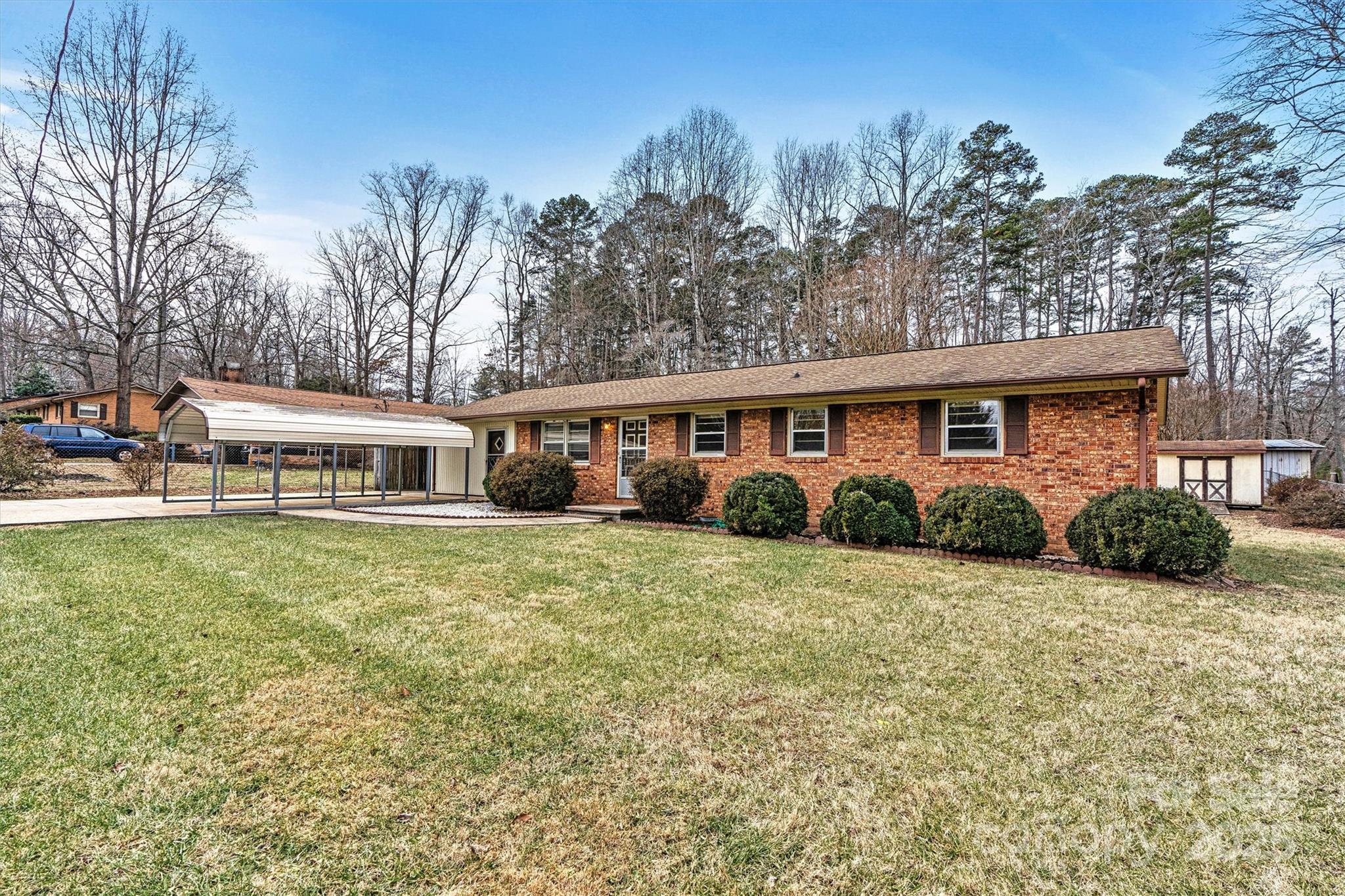 1665 26th Street NE Hickory NC 28601