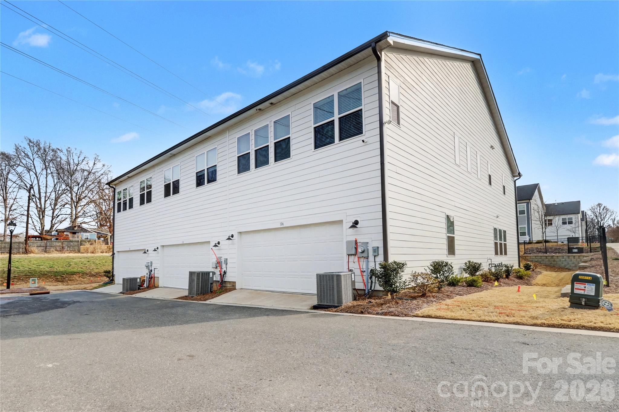 106 Renny Alley Charlotte NC 28217