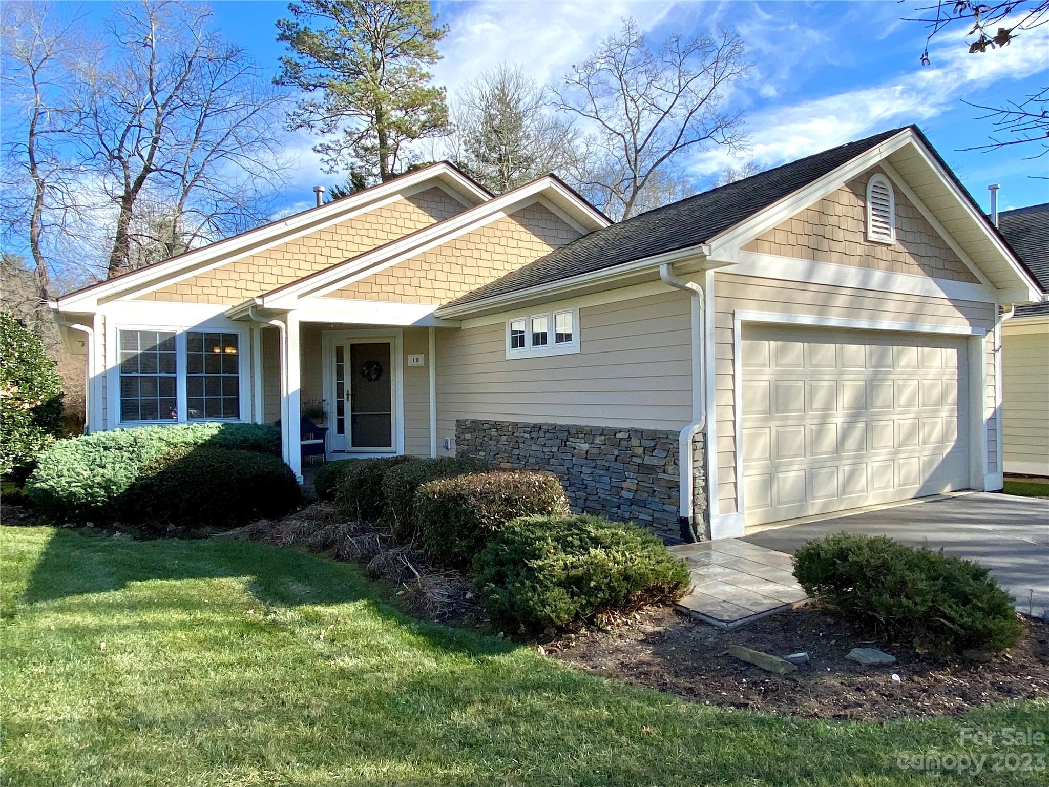 18 E Fairway View Court Etowah NC 28729