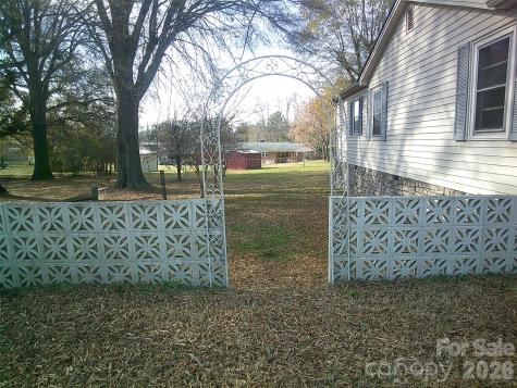 1303 W Dixon Boulevard Shelby NC 28152
