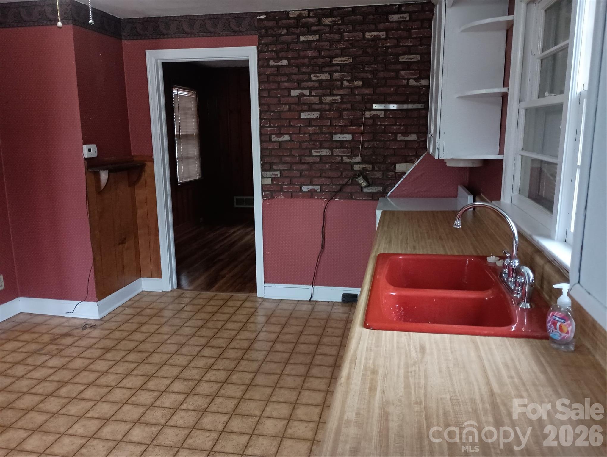 1303 W Dixon Boulevard Shelby NC 28152