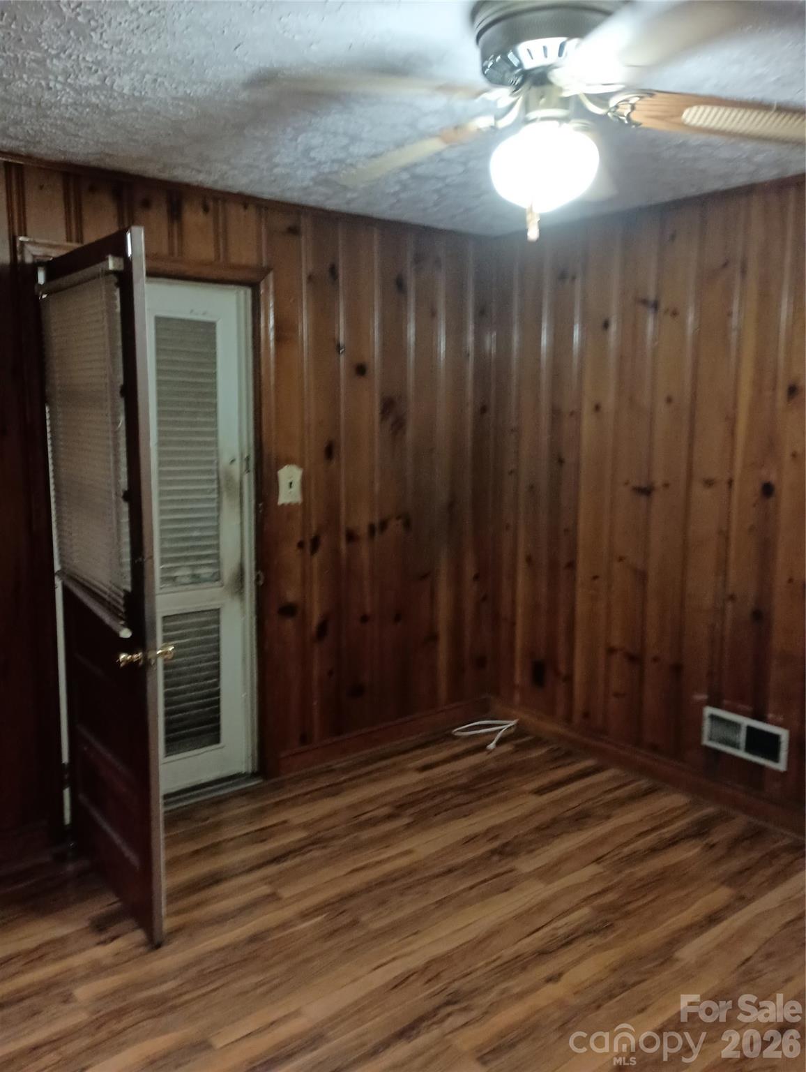 1303 W Dixon Boulevard Shelby NC 28152