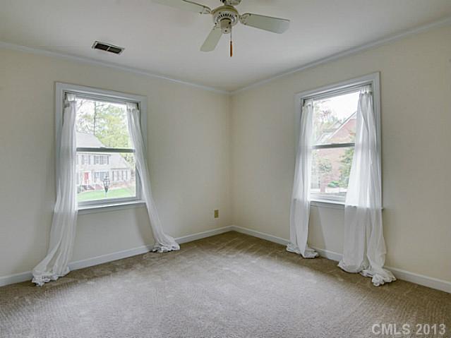 3824 Ayscough Road Charlotte NC 28211