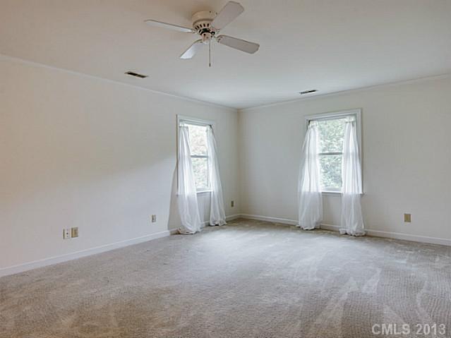 3824 Ayscough Road Charlotte NC 28211
