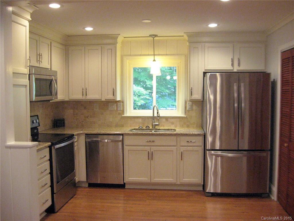 915 Camborne Place Charlotte NC 28210