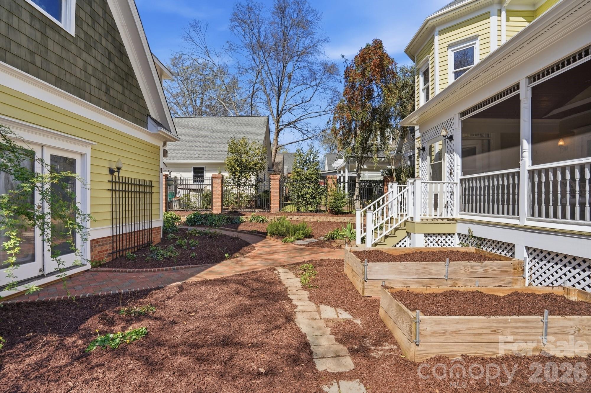 416 E Park Avenue Charlotte NC 28203