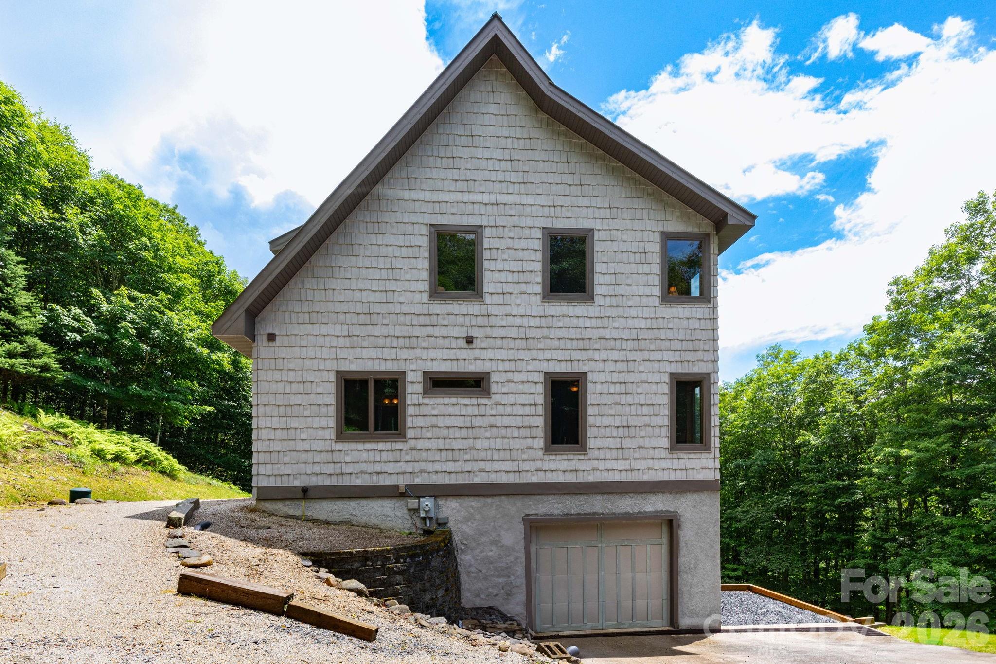 155 Mule Trail Drive Bakersville NC 28705