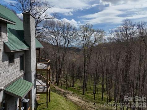 155 Mule Trail Drive Bakersville NC 28705