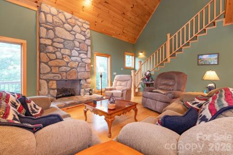 155 Mule Trail Drive Bakersville NC 28705
