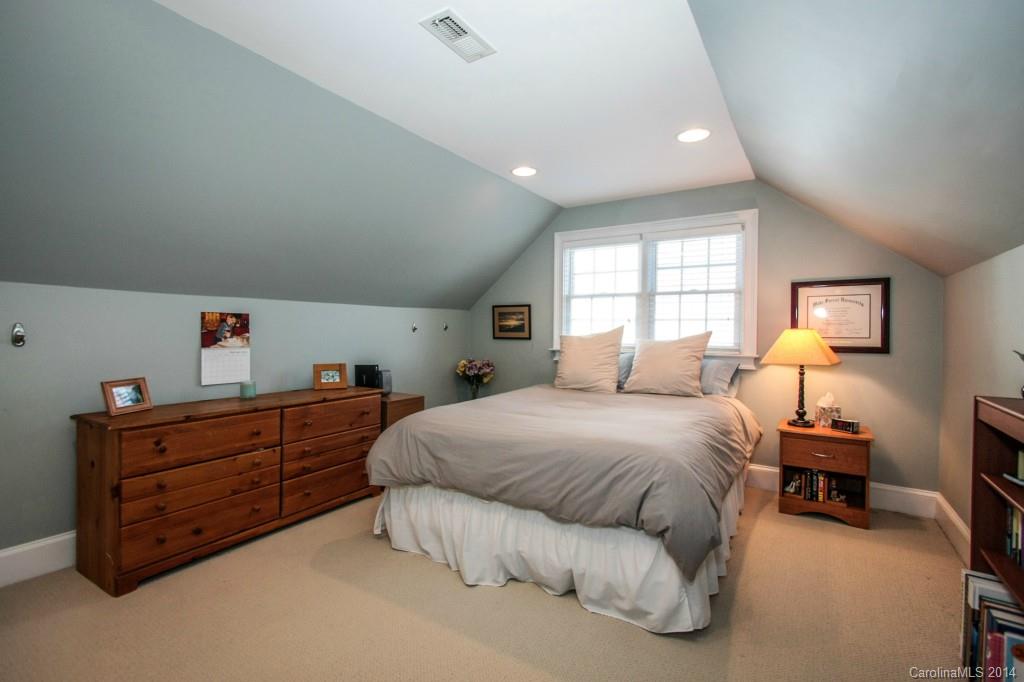 3307 Moores Glen Drive Charlotte NC 28209