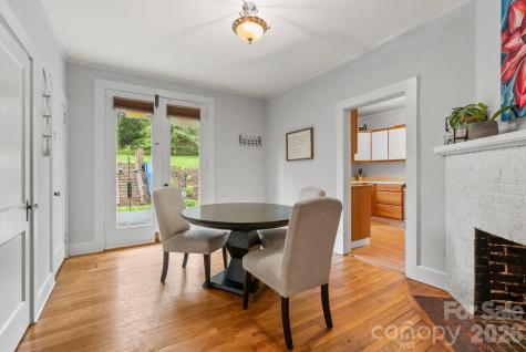 1 Ridgefield Place Asheville NC 28803