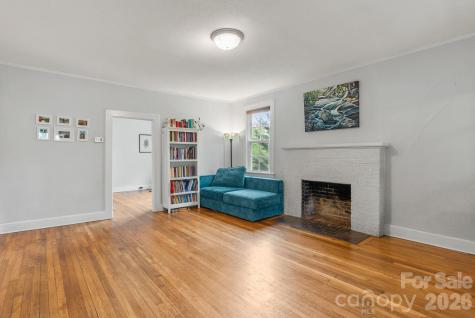 1 Ridgefield Place Asheville NC 28803