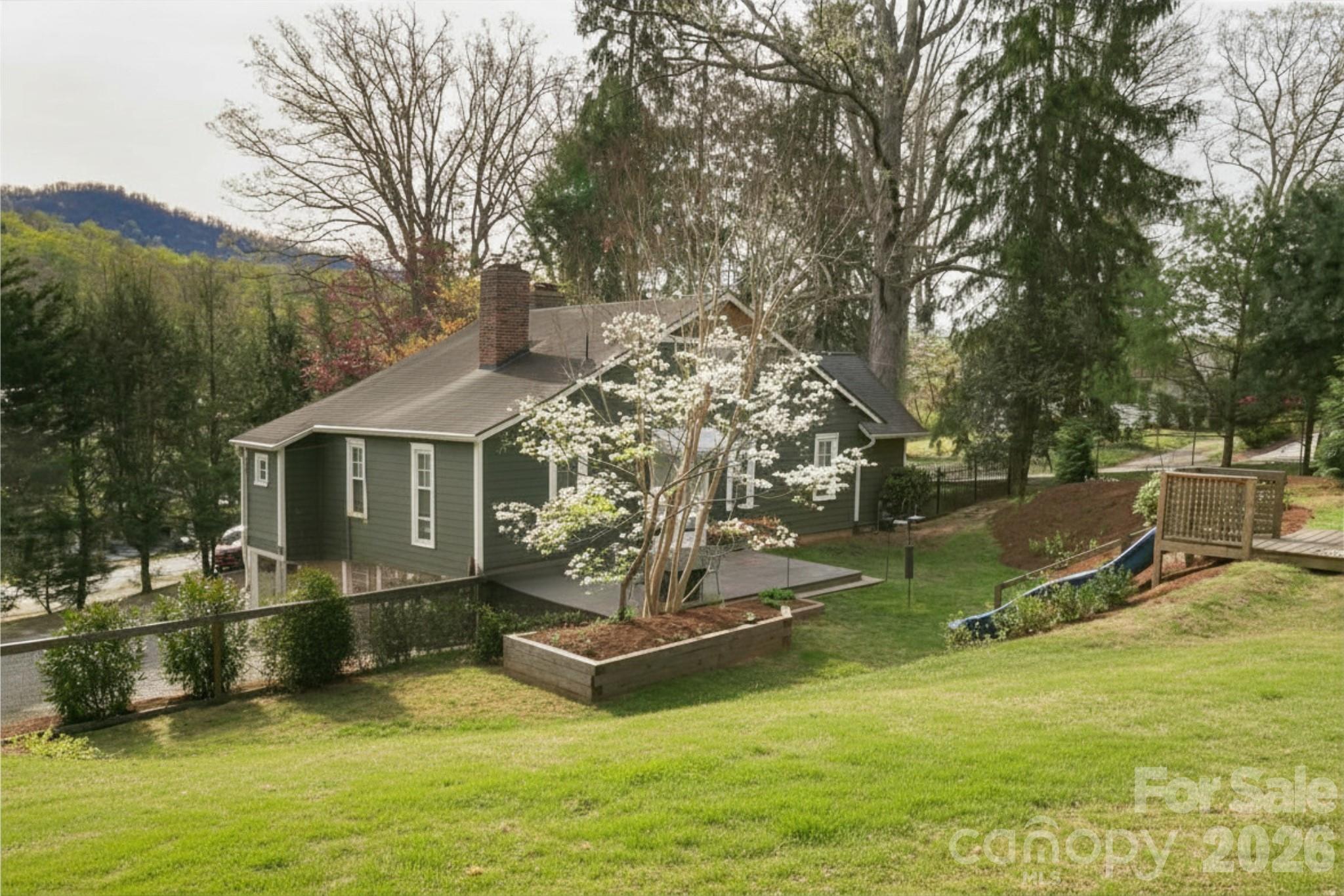 1 Ridgefield Place Asheville NC 28803