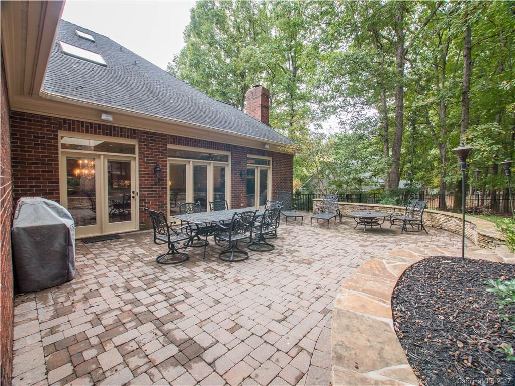 5517 Camelot Drive Charlotte NC 28270