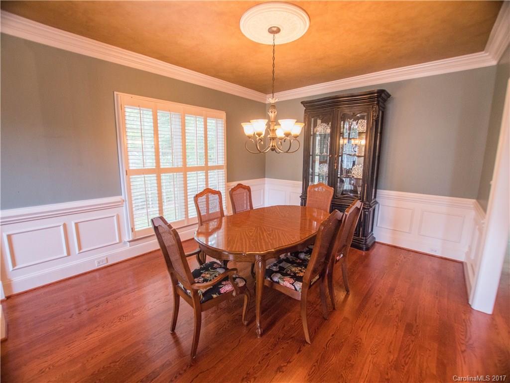 5517 Camelot Drive Charlotte NC 28270