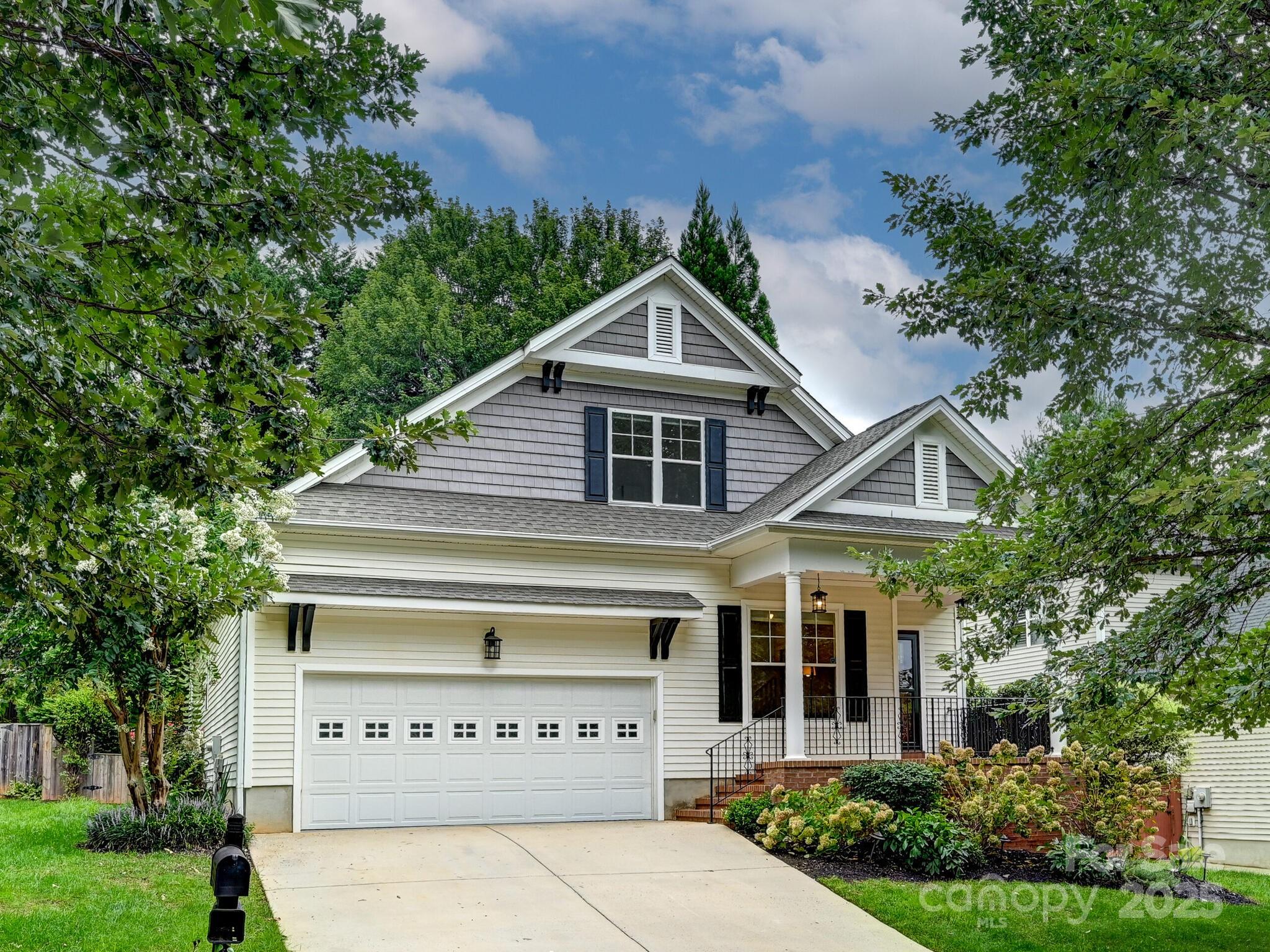 1343 Heathbrook Circle Asheville NC 28803