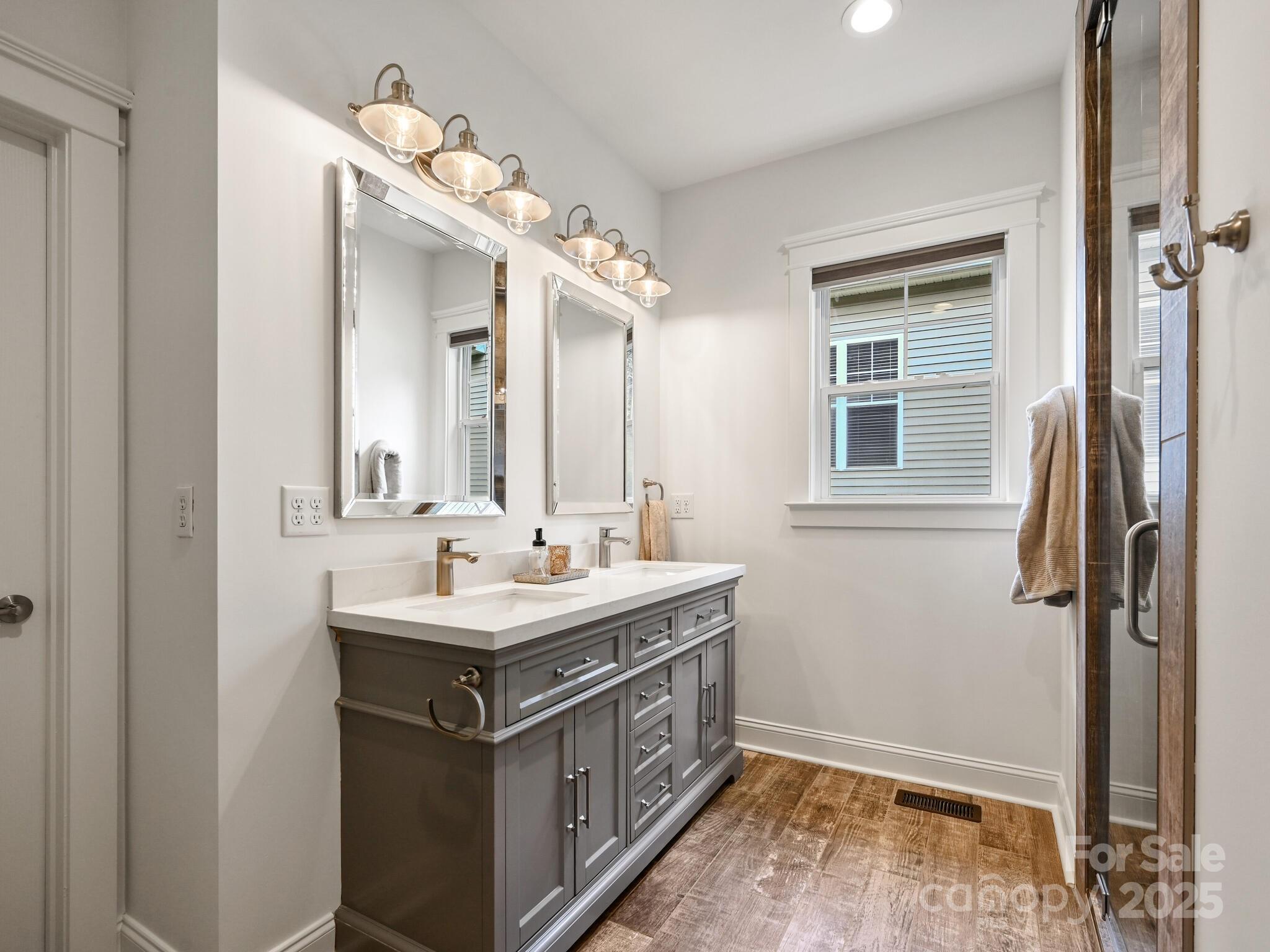 1343 Heathbrook Circle Asheville NC 28803