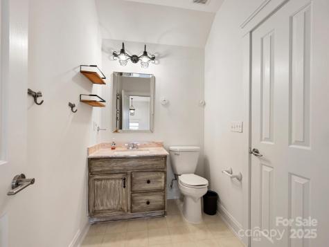 1343 Heathbrook Circle Asheville NC 28803