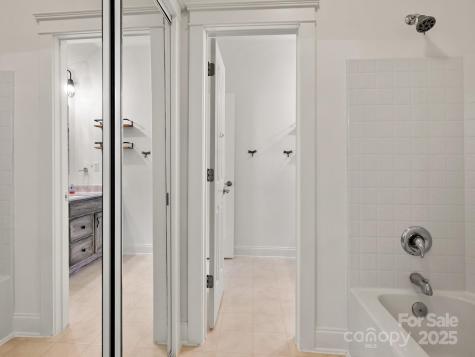 1343 Heathbrook Circle Asheville NC 28803