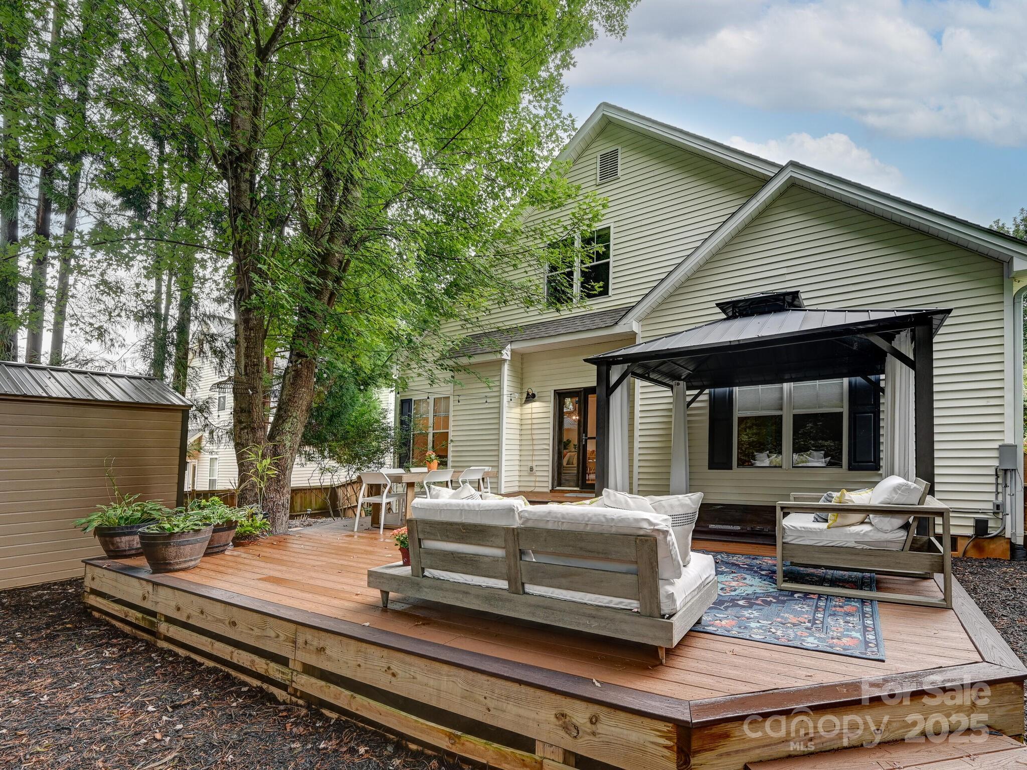 1343 Heathbrook Circle Asheville NC 28803