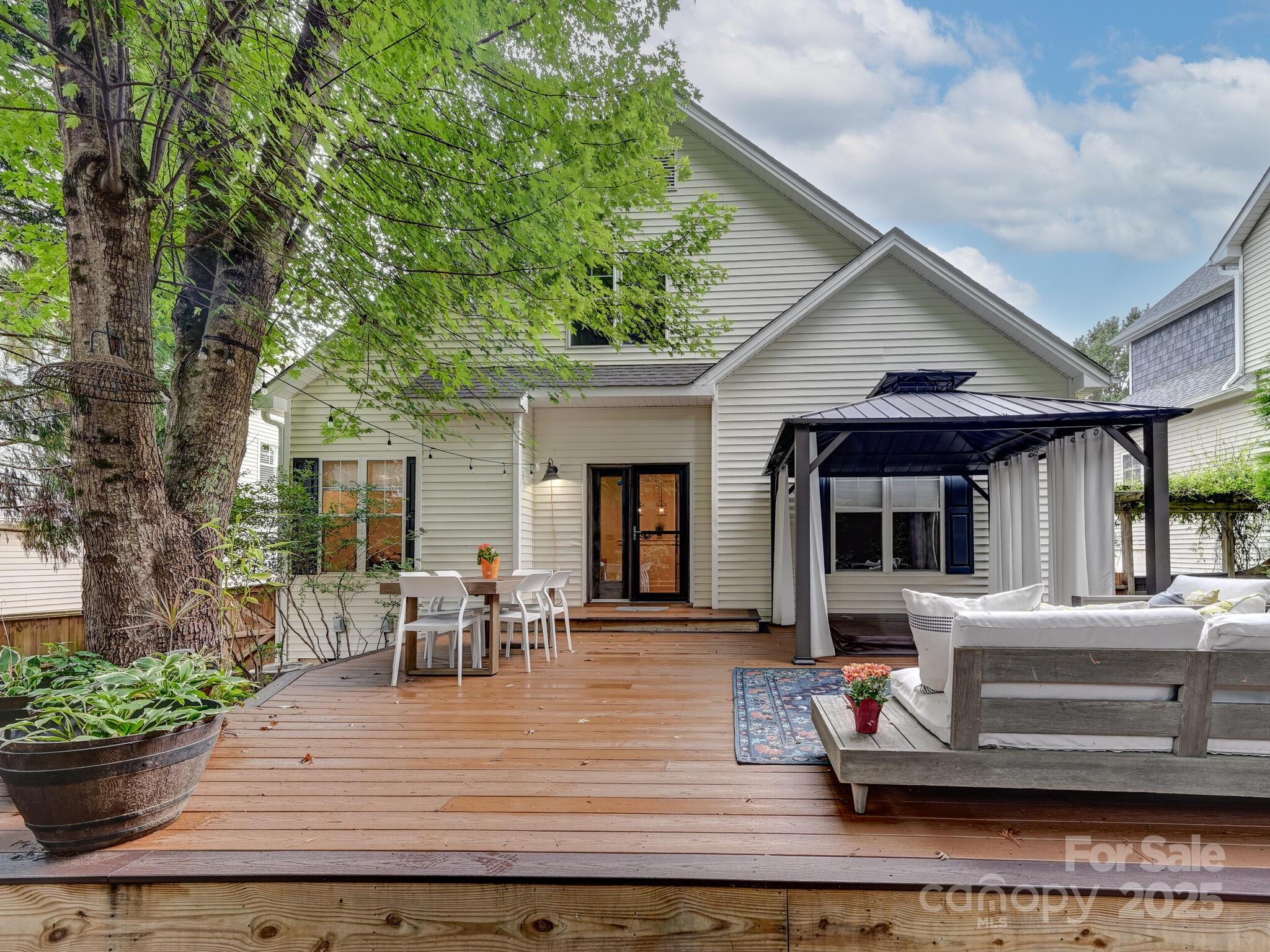 1343 Heathbrook Circle Asheville NC 28803