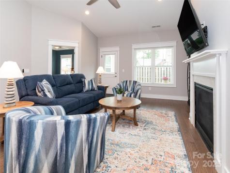 32 Cozy Cottage Way Arden NC 28704