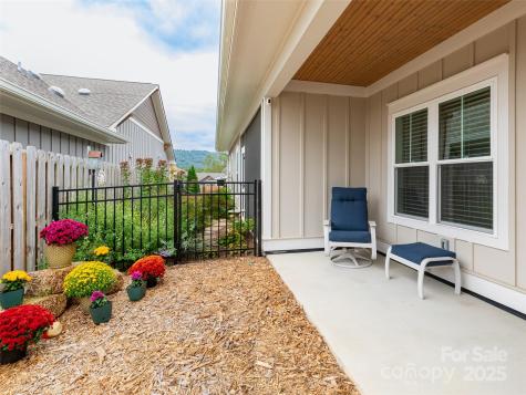 32 Cozy Cottage Way Arden NC 28704