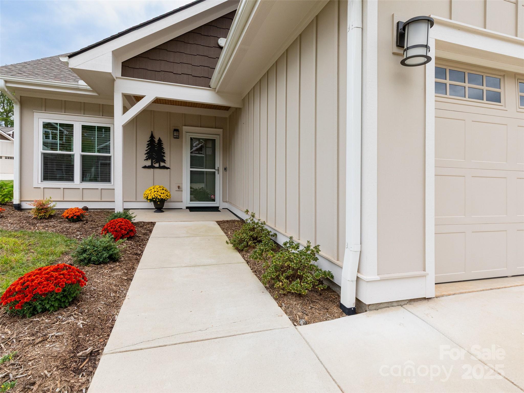 32 Cozy Cottage Way Arden NC 28704